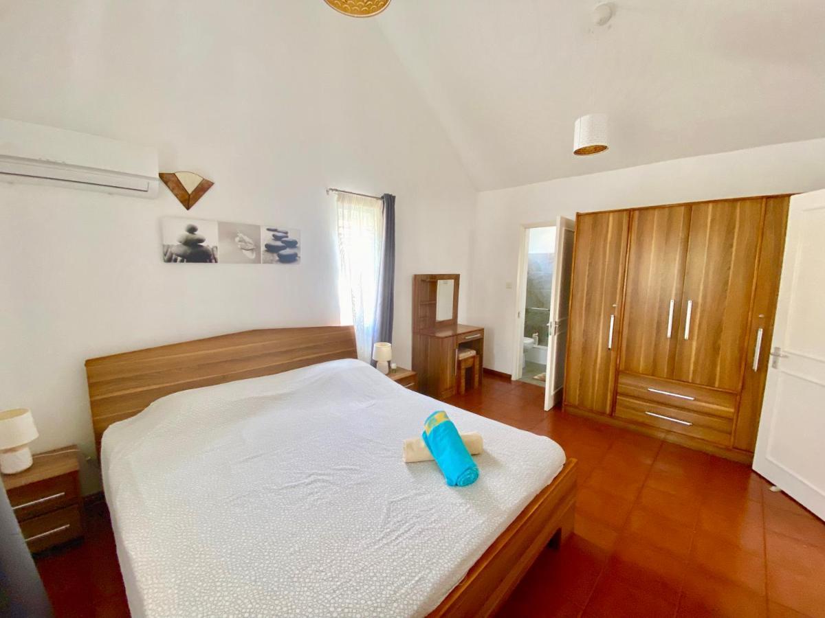 Beachfront Villa In A Beautiful And Secured Complex Flic en Flac Exterior foto